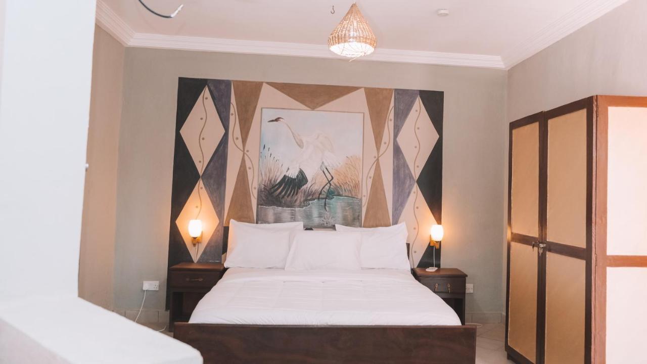 Bamboo Garden Hotel Serrekunda Eksteriør billede